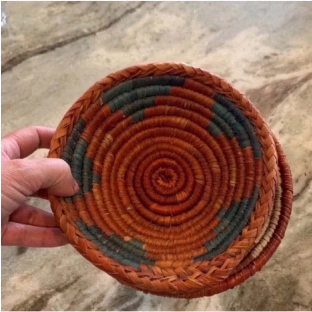 Vintage Handwoven Southwest Set of 2 Basket Bowls